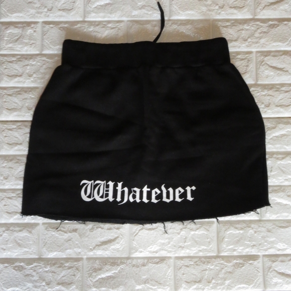 Poster Grl "Whatever Loser" Skirt Set - Picture 4 of 4